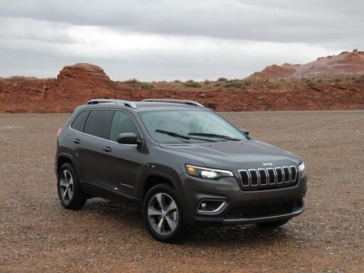Swiss Travelers at ATL: Luxury SUV & Chauffeur Services to North Georgia Resorts